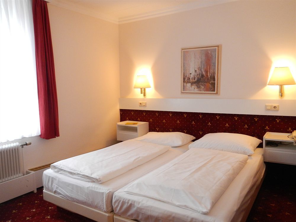 Pension Pharmador Vienna Exterior photo